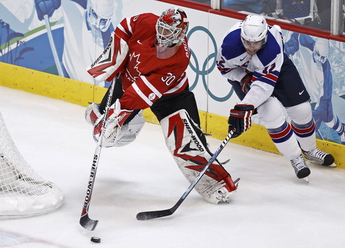 费德勒意外战胜加拿大队，比赛规则变更引爆全场！