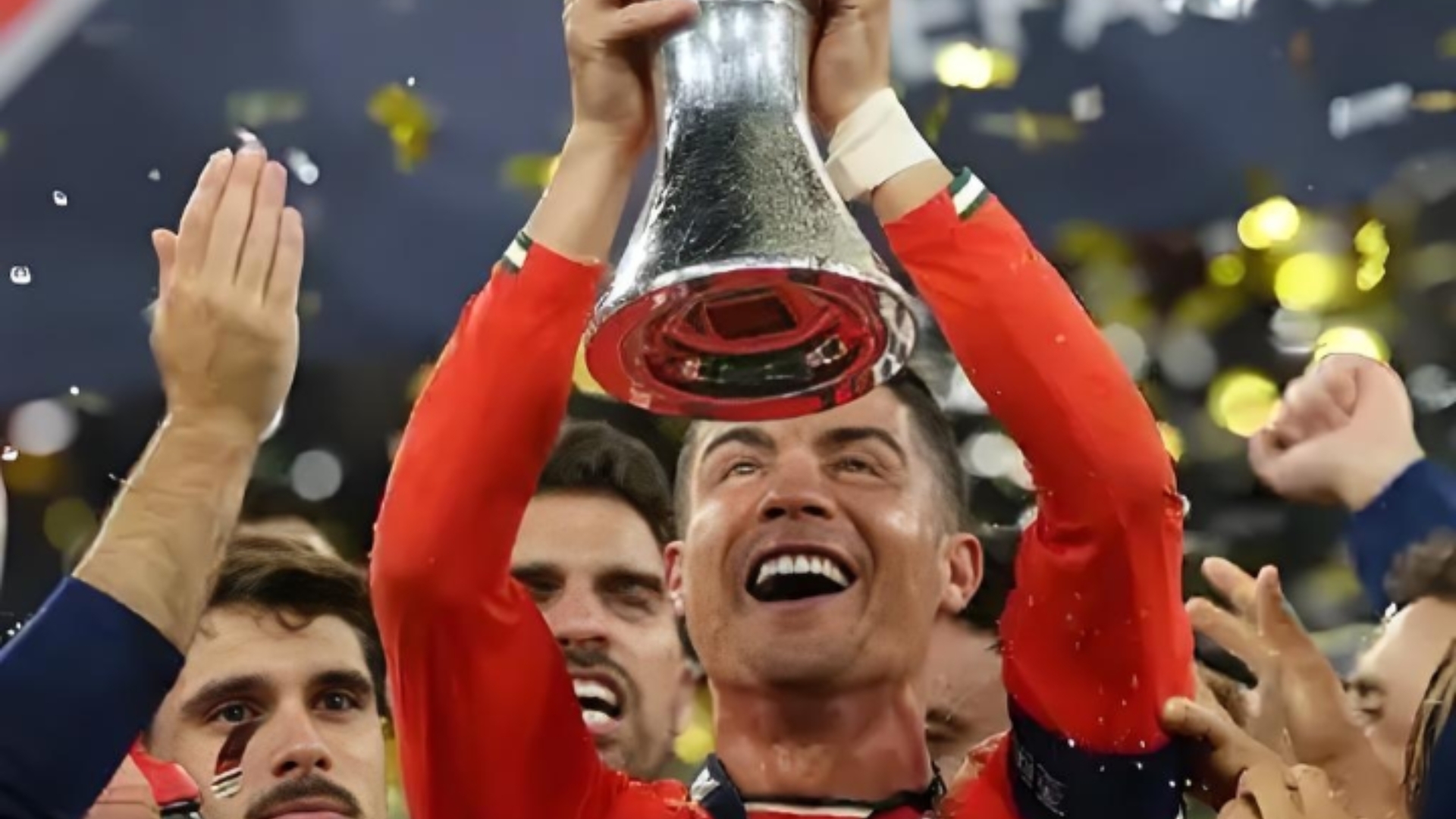 九游娱乐网页版-C罗意外战胜西班牙队，重要助攻引爆全场！热度持续攀升-九游娱乐网页版